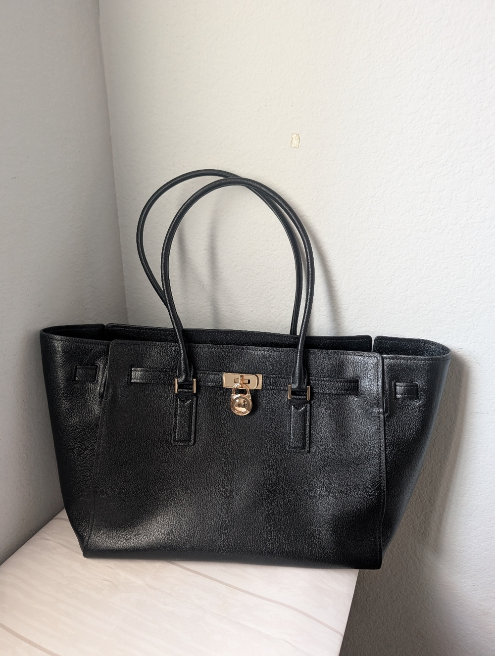 NWT Michael Kors Hamilton Moderne Large Leather Tote Bag in Black - Picture 1 of 5